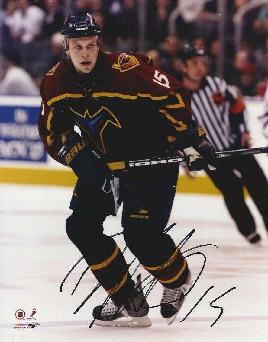 Dany Heatley Autographed 8x10 Atlanta ThrashersB665