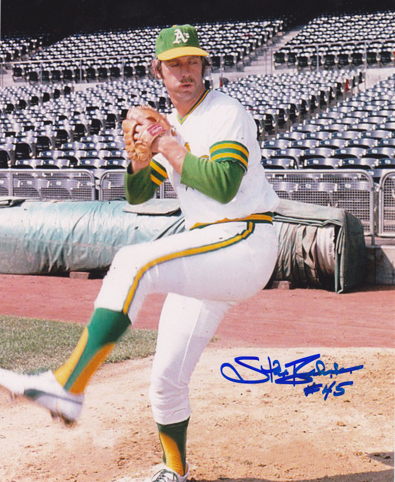 STAN BAHNSEN OAKLAND A'S ACTION SIGNED 8x10