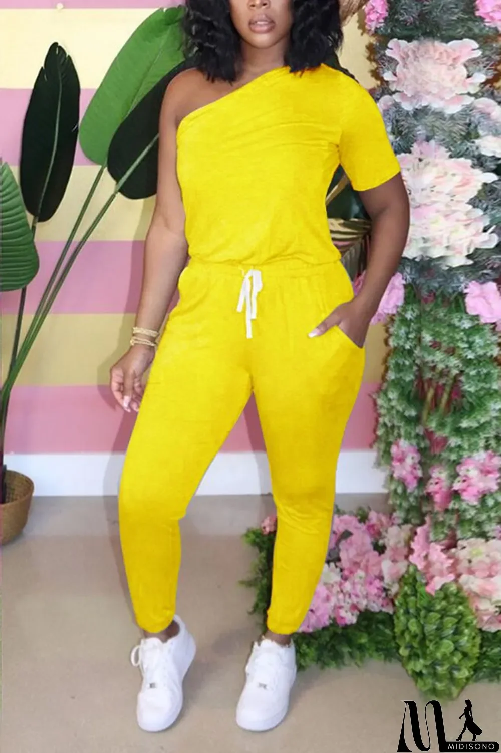 MidiSono - Black Fashion Sexy Fitted One Shoulder Short Sleeve Jumpsuit