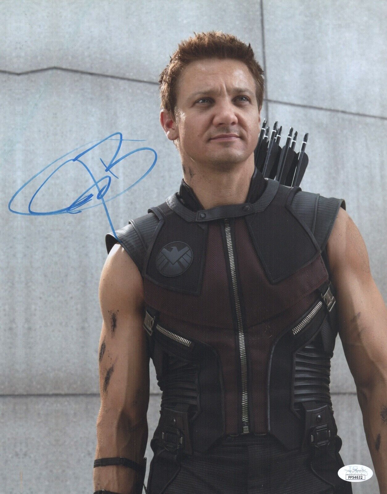 JEREMY RENNER Signed 11x14 AVENGERS HAWKEYE Photo Poster painting IN PERSON Autograph JSA COA