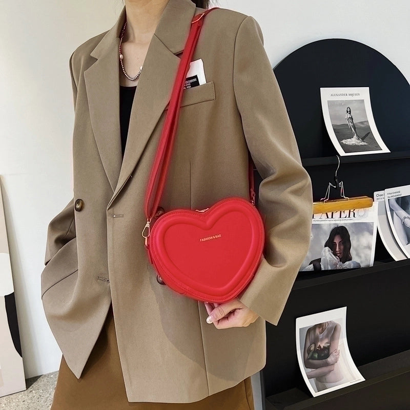 Women’s Small Pu Leather Solid Color Fashion Heart-shaped Zipper Crossbody Bag