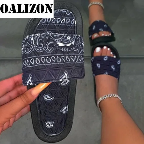 Bandana Slides Women Cool Graffiti Slippers Women Home Women's Summer Sandals Red Blue Black Tie Dye Footwear Wholesale