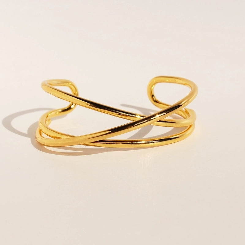 Exaggerated Minimalist Solid Color Copper Plating 18K Gold Plated Bangle