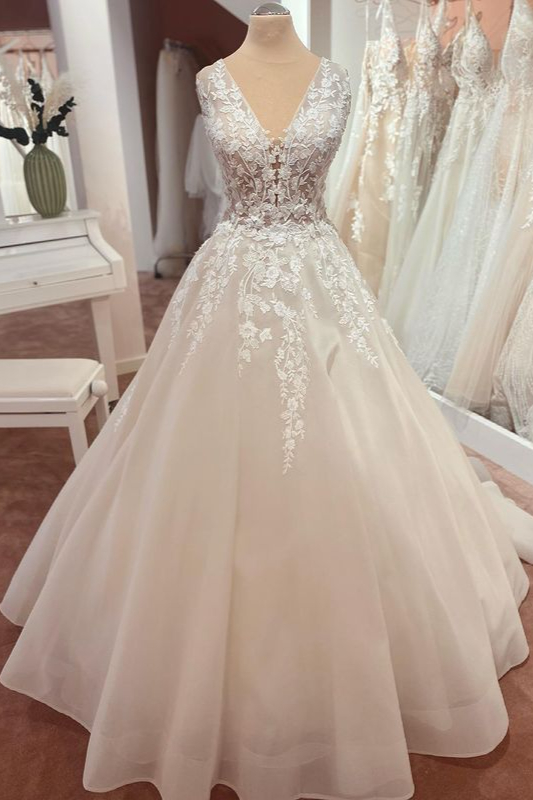 Bellasprom Gorgeous Tulle Wedding Dress Lace Appliques Straps Bellasprom