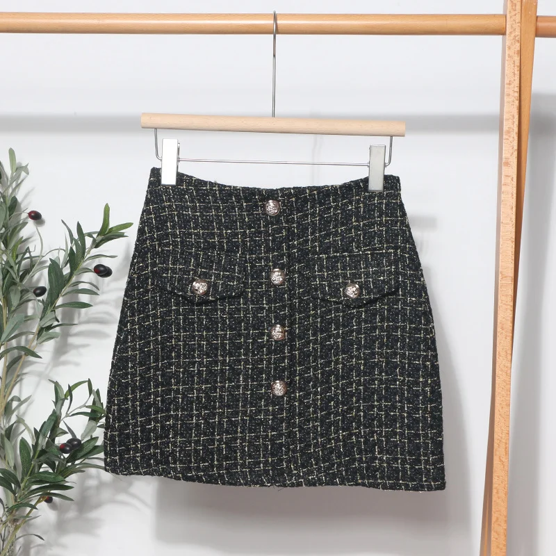Uveng Small Scented Coarse Flowers, The Short Skirt 2022 Autumn And Winter Korean Version Of The Small Man A-Word Bag Hip Lattice Half-Dress 8891