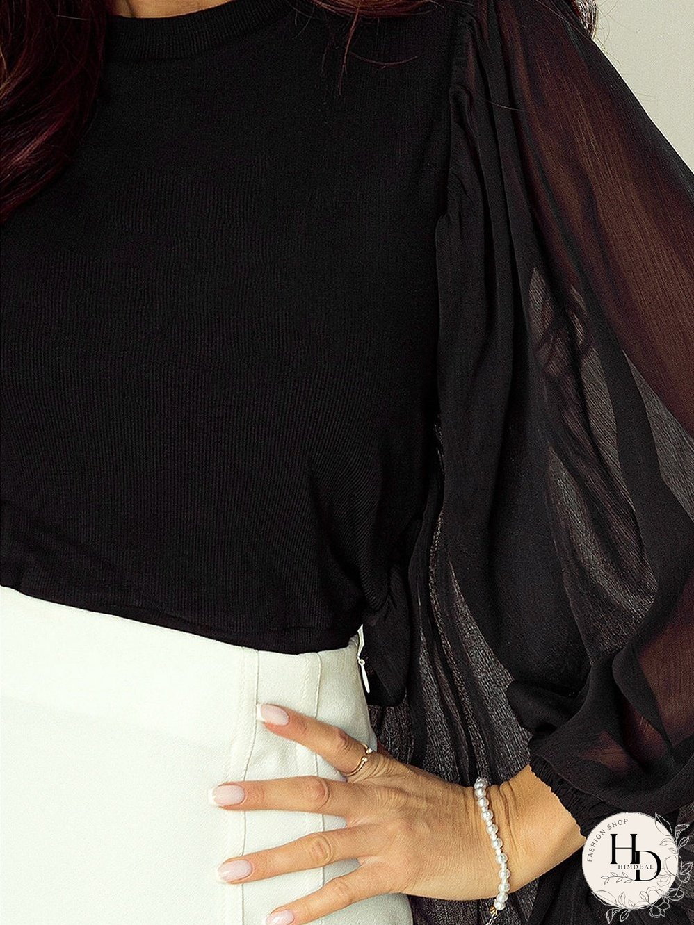 Update your wardrobe with this Blouse