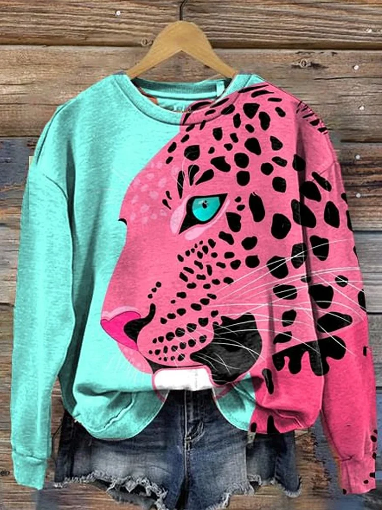 Women's Pink Cute Cheetah Leopard Print Round Neck Long Sleeve Sweatshirt