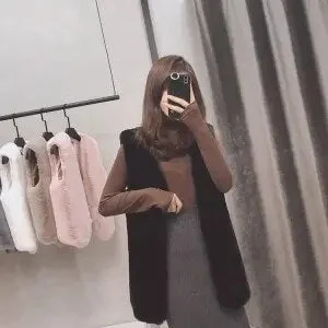 High Quality Faux Fur Vest Coat Women Autumn Winter Sleeveless V-Neck Soft Hairy Waistcoat Fur Jacket Outerwear Plus Size
