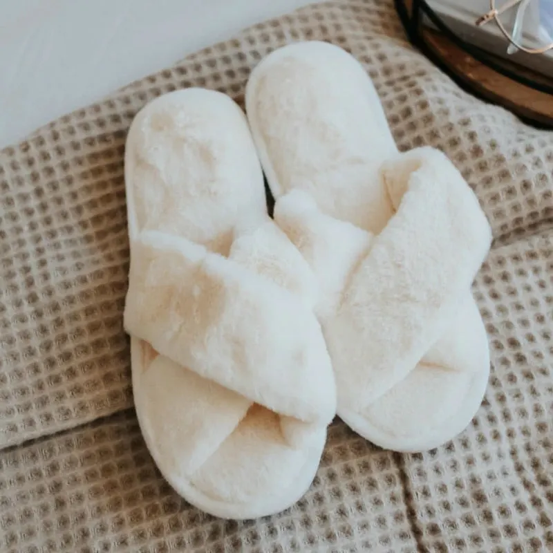 Winter Home Fashion Women Faux Fur Slippers Cozy Short Soft Plush Fluffy Furry Slides for Ladies Shoes Indoor House Whosale 2020
