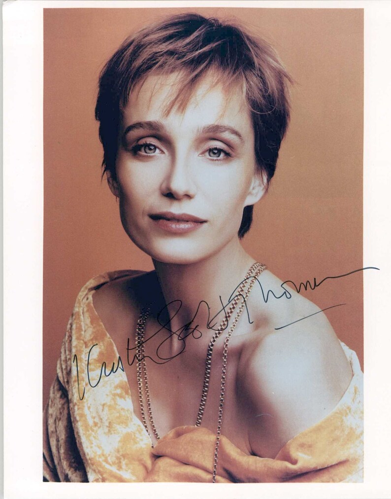 Kristin Scott Thomas Signed Autographed Glossy 8x10 Photo Poster painting - COA Matching Holograms