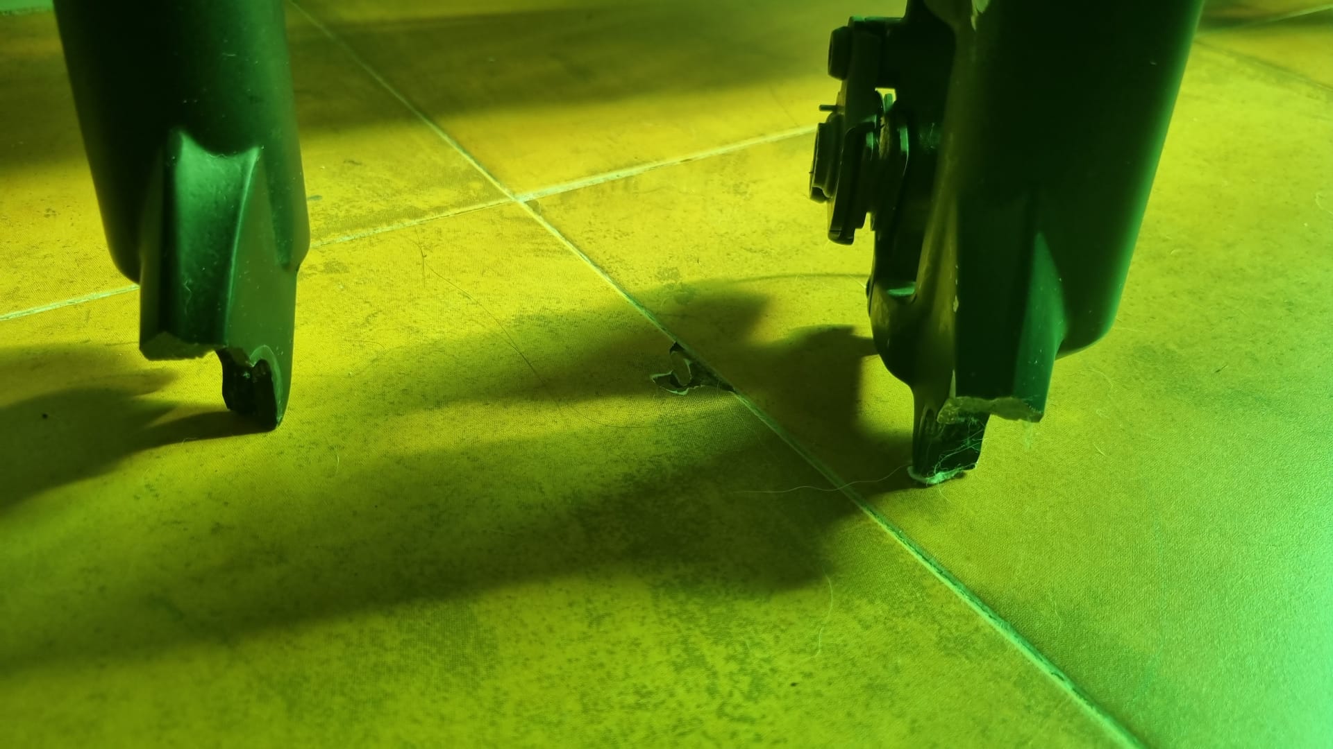 Front wheel support（€30 Paid after salary）