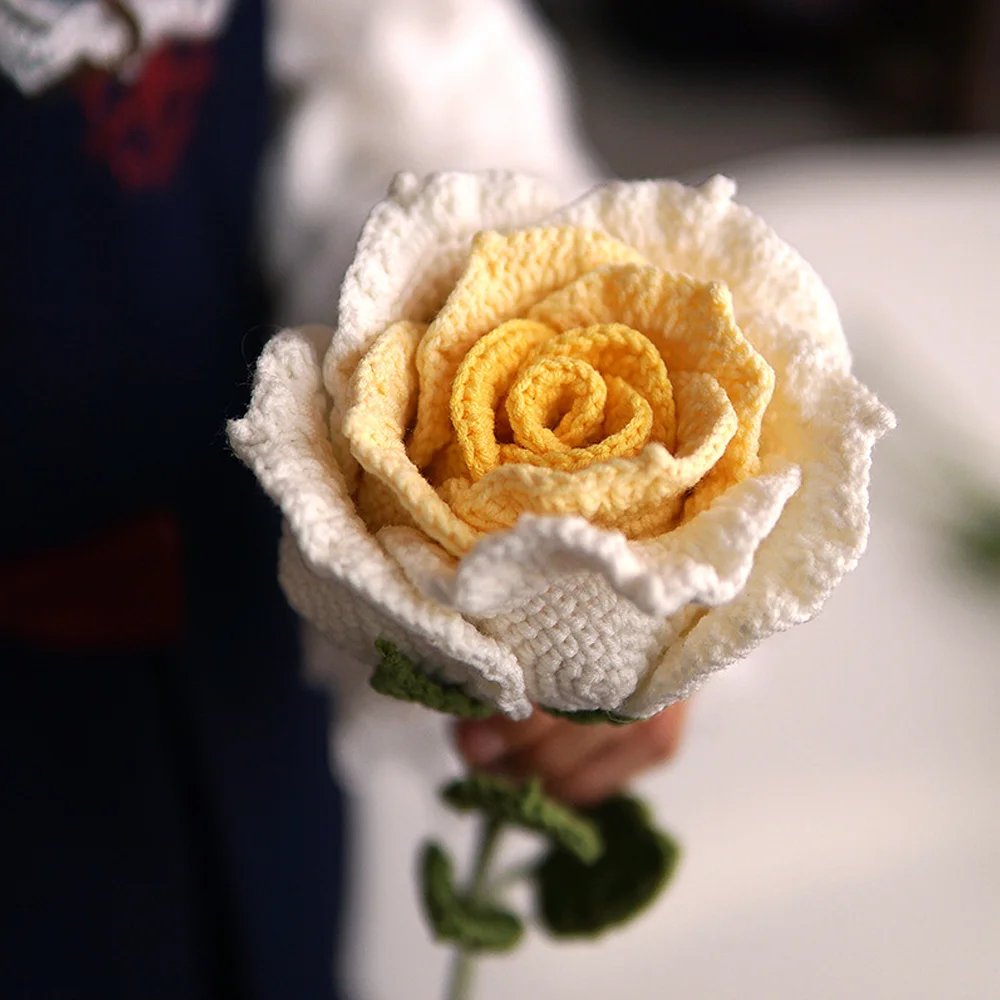 Handmade crochet wool weaving gradient rose home decoration simulation flower