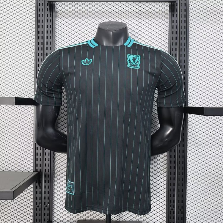 2025-26 Liverpool Casual Black - Player Edition