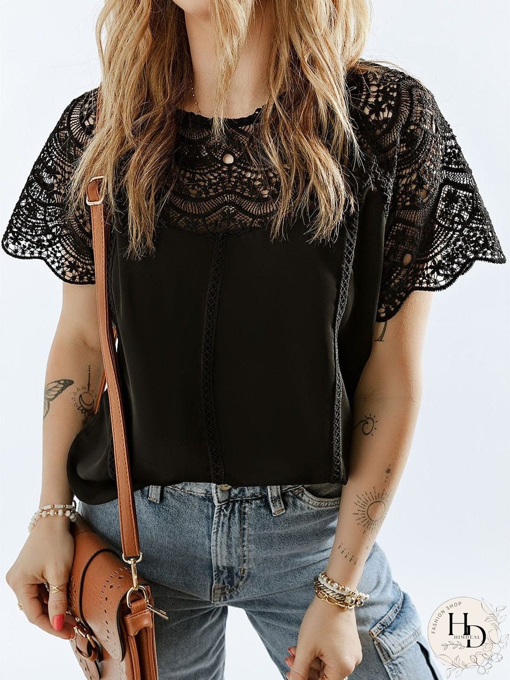 Elegant Black Lace Patchwork Top with Short Sleeves