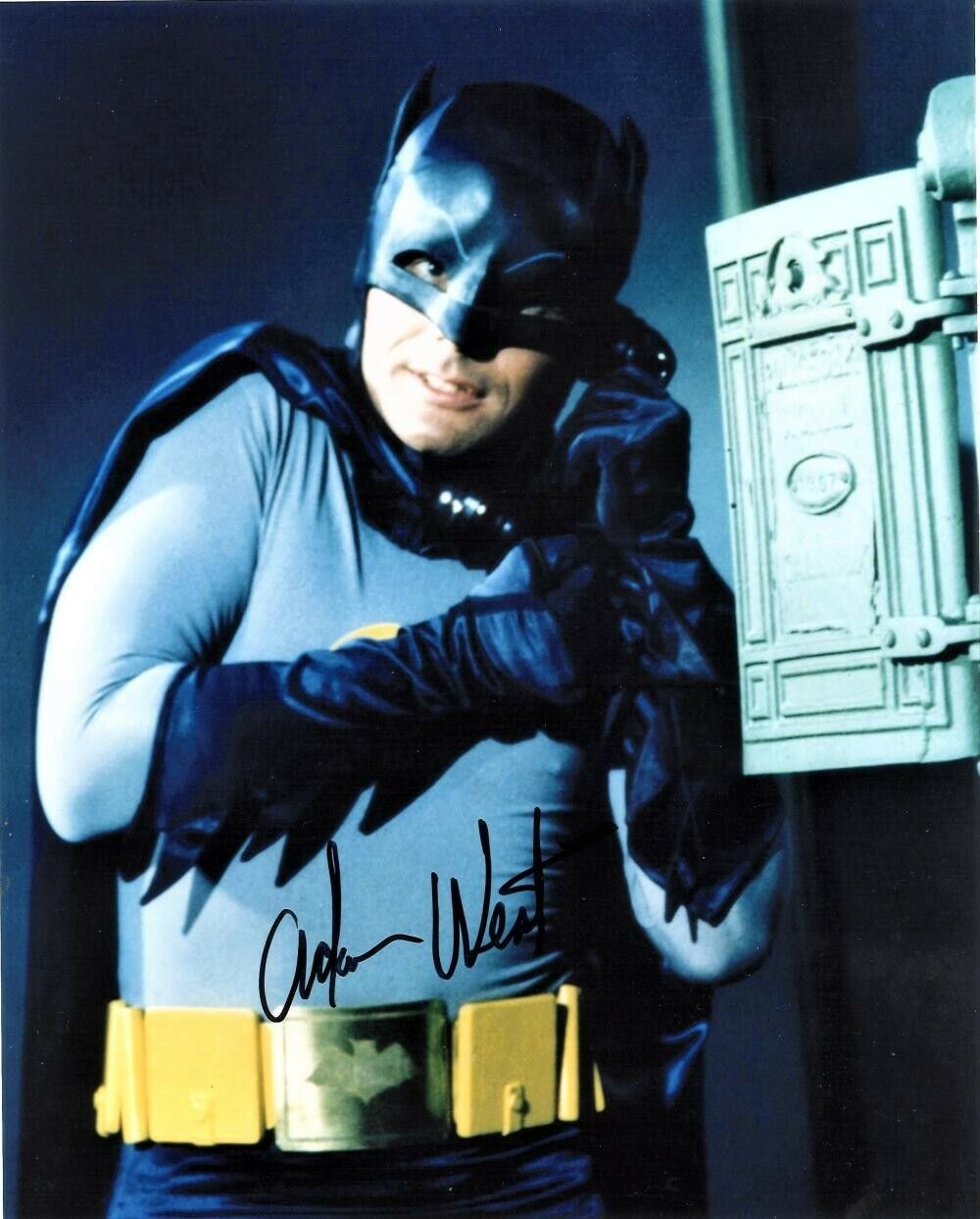 Adam West Batman 8 x 10  Signed / Autographed Photo Poster painting Must See (Reprint 208)