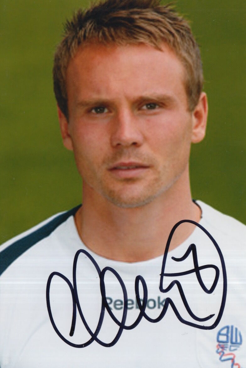 BOLTON WANDERERS HAND SIGNED MATT TAYLOR 6X4 Photo Poster painting.