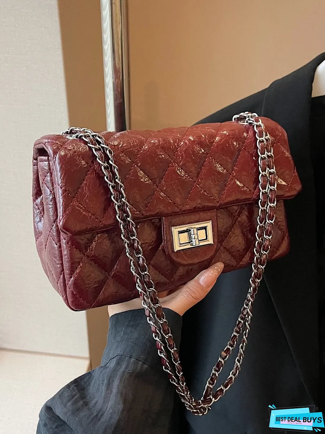 Rhombus Twist-Lock Shoulder Bag