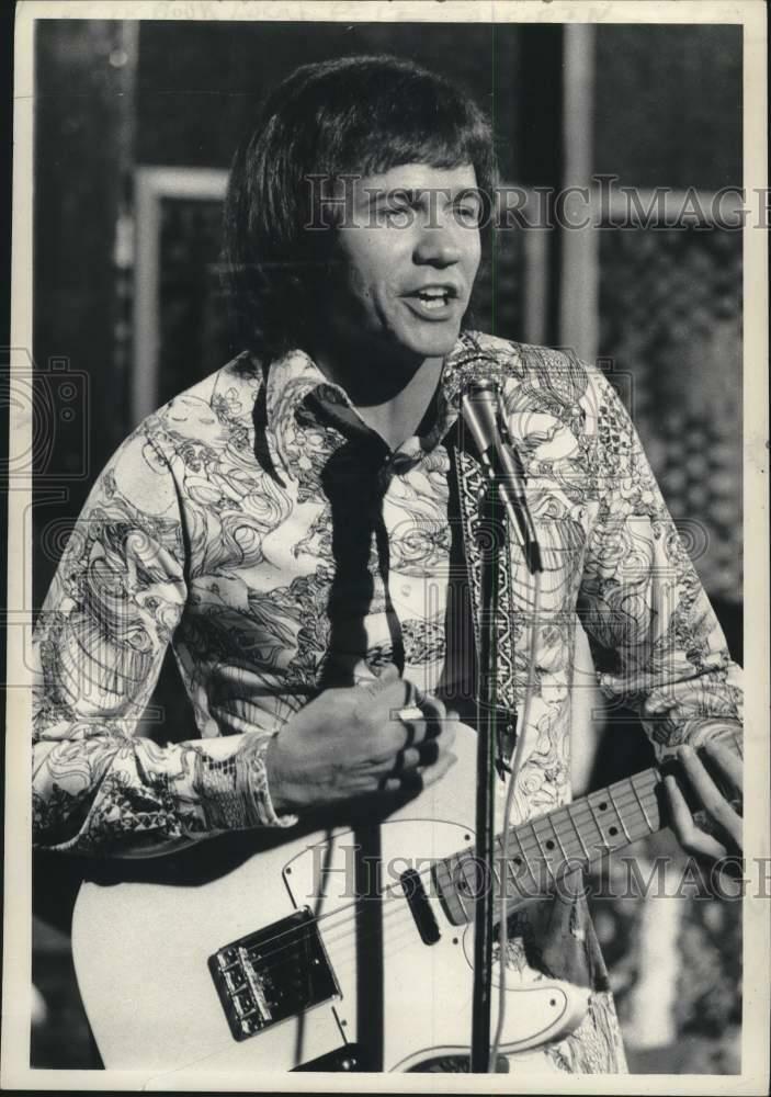 Press Photo Poster painting David Gates in concert - tub12000