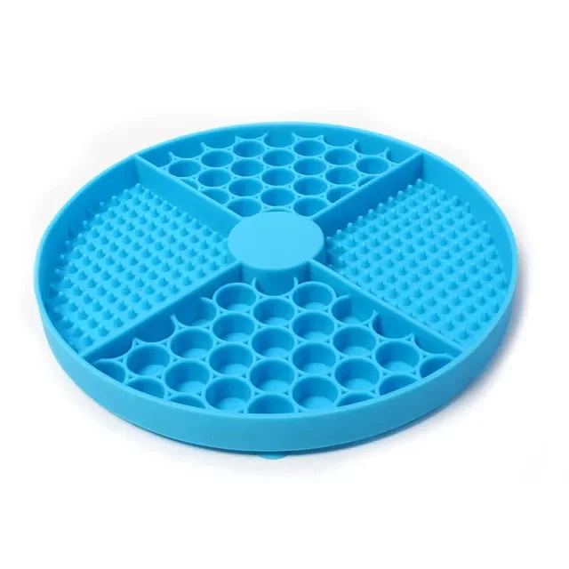 Cute Pet Slow Food Mat: Silicone safety material, the suction cup is placed stably to relieve licking anxiety