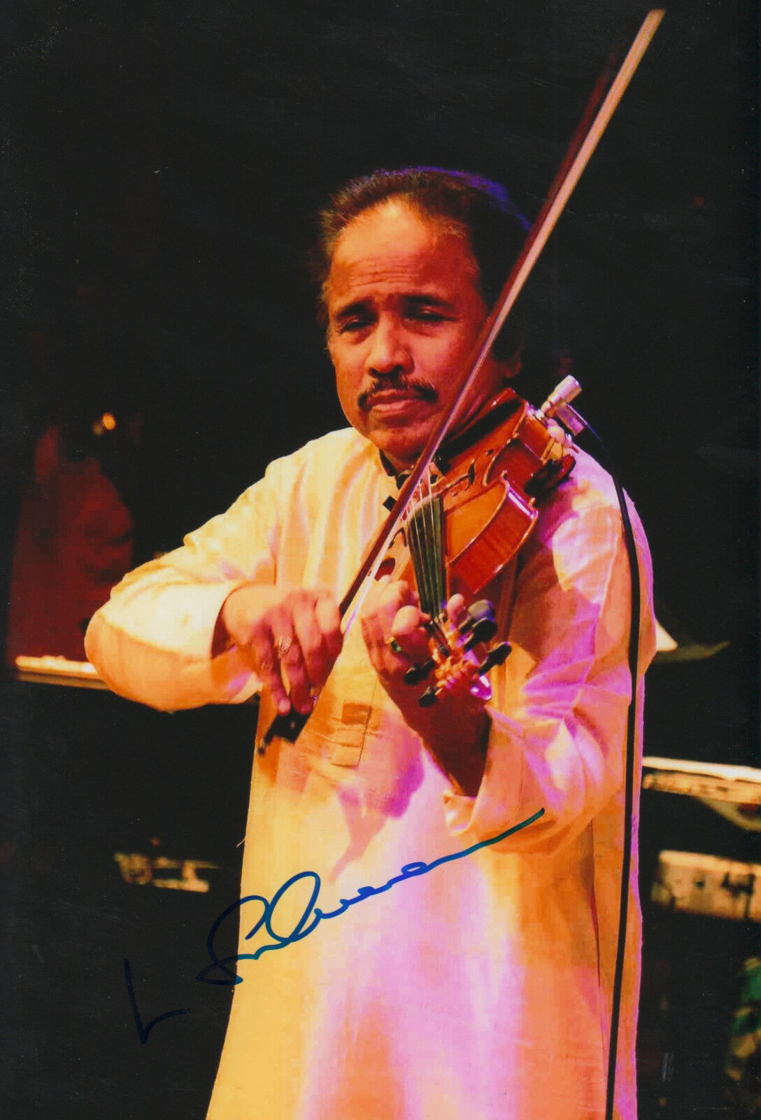 L. Subramaniam Violinist signed 8x12 inch Photo Poster painting autograph