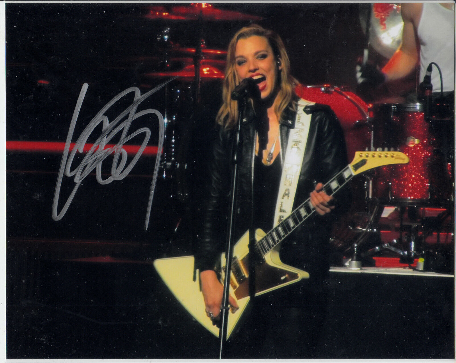 Lzzy Hale American singer, musician & songwriter Autograph Signed 8x10