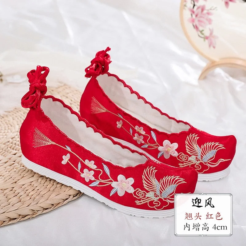 New Hanfu shoes, embroidered shoes, women's antiquity shoes, heightened Chinese elements, ancient bow shoes