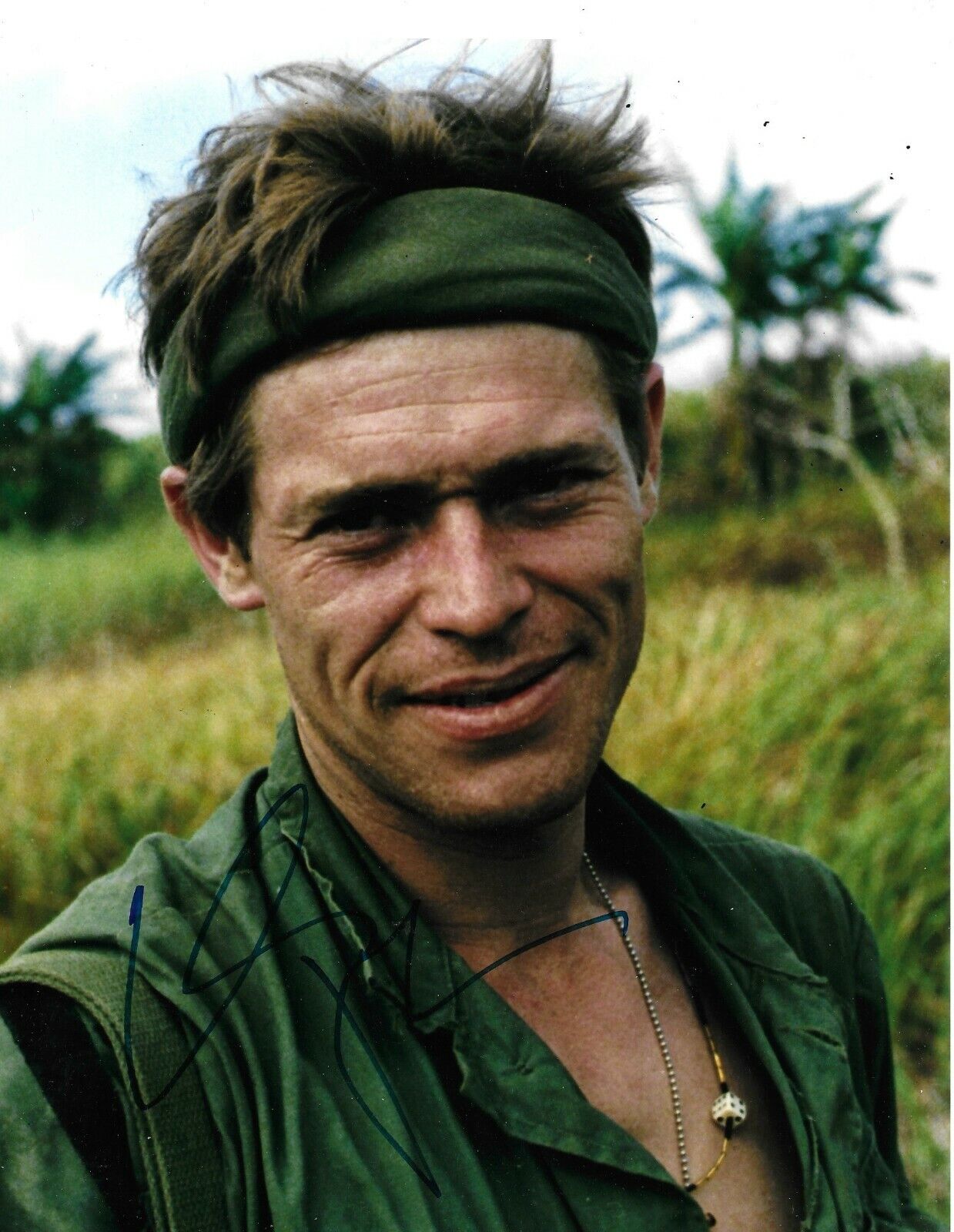 Willem Dafoe Signed Platoon 10x8 Photo Poster painting AFTAL