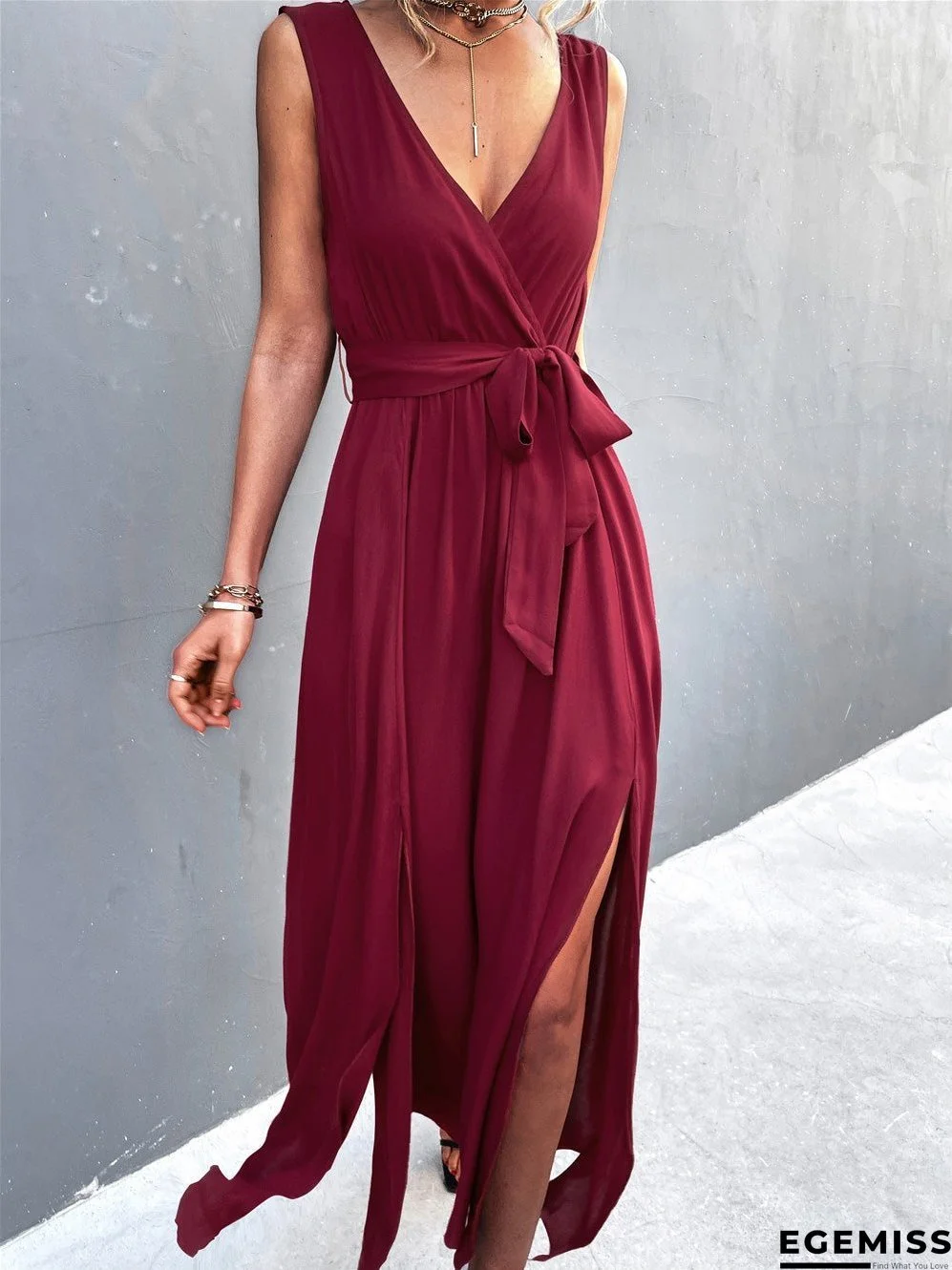 Women's Dresses V-Neck Belted Sleeveless Slit Dress | EGEMISS