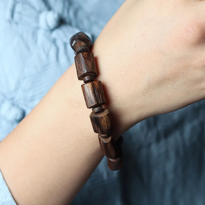 Indonesian Daragan Agarwood Bracelet Sinking Water Natural Formed Agarwood Buddhist Beads Bracelet 11-12mm
