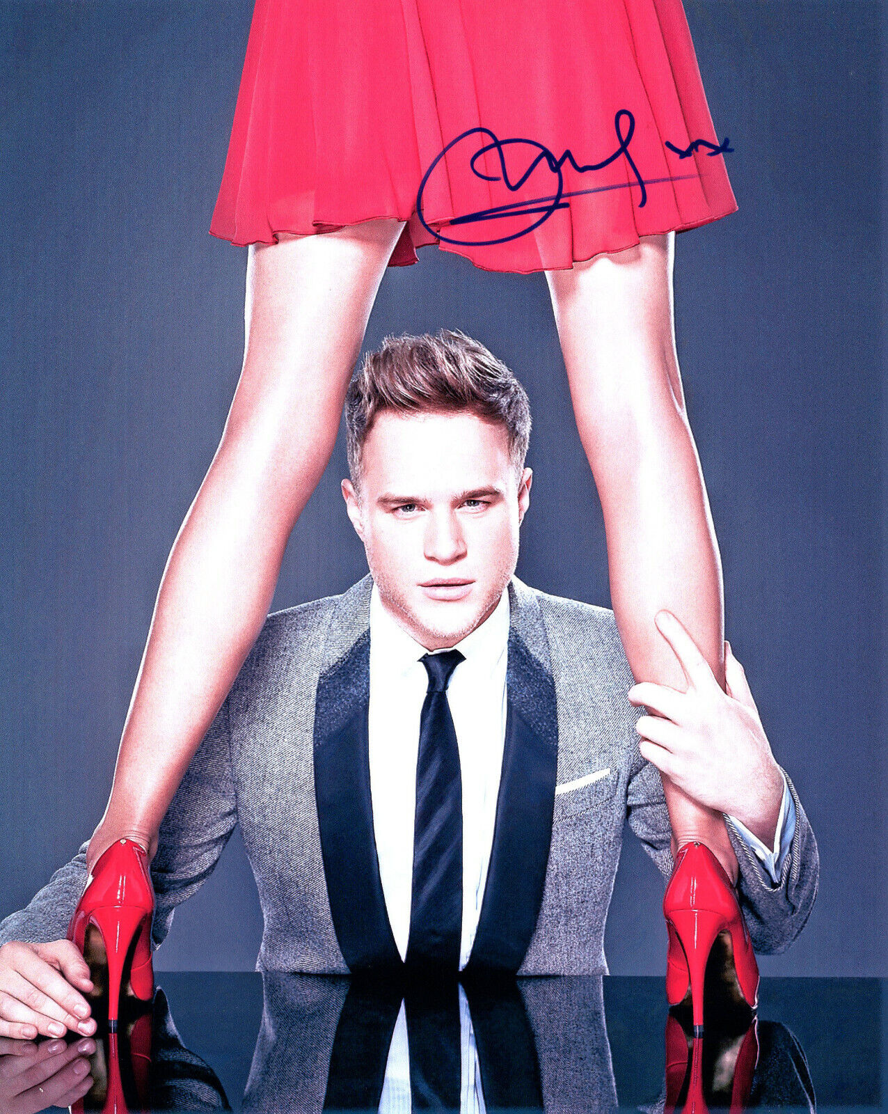 Original Signed Photo Poster painting of Olly Murs 10x8 + COA