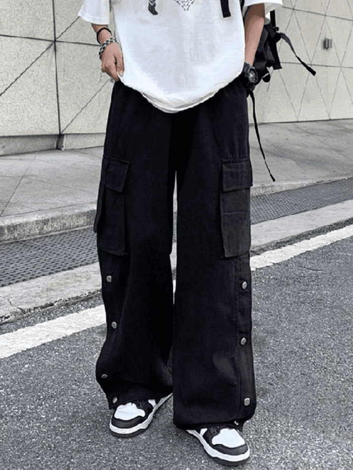 Zingj Buttoned Pocket Patch Cargo Pants- Outfit Ideas