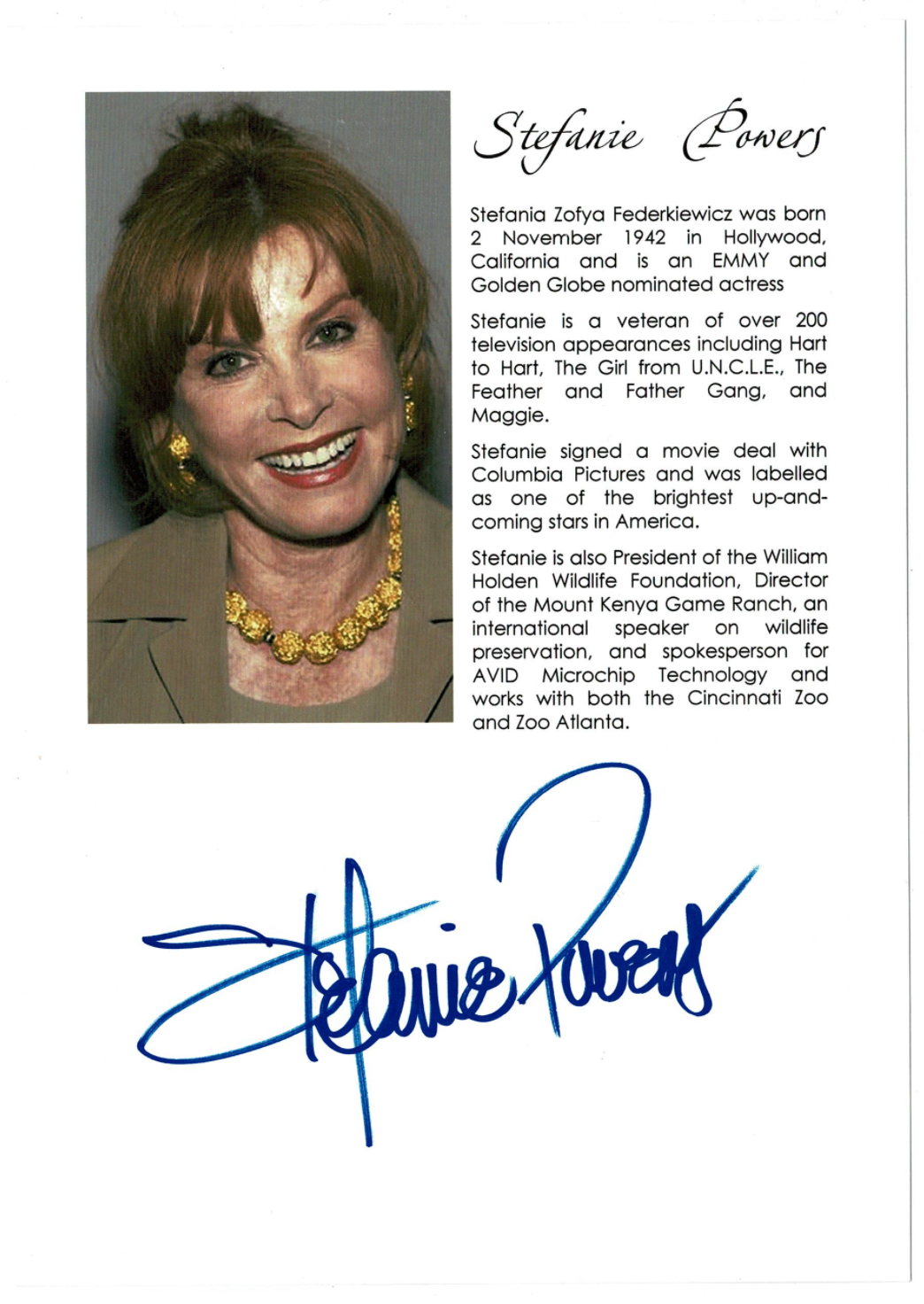 Stefanie Powers signed autograph! RARE! AMCo Authenticated! 14450