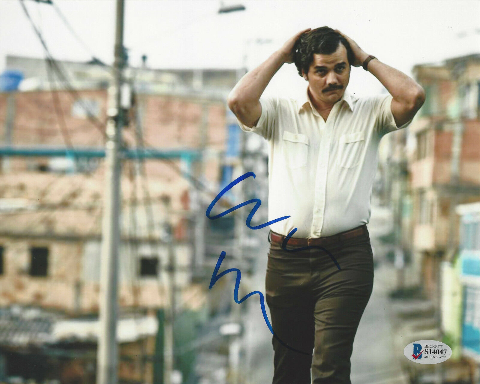 WAGNER MOURA SIGNED 'NARCOS' PABLO ESCOBAR 8x10 Photo Poster painting 5 PROOF BECKETT COA BAS