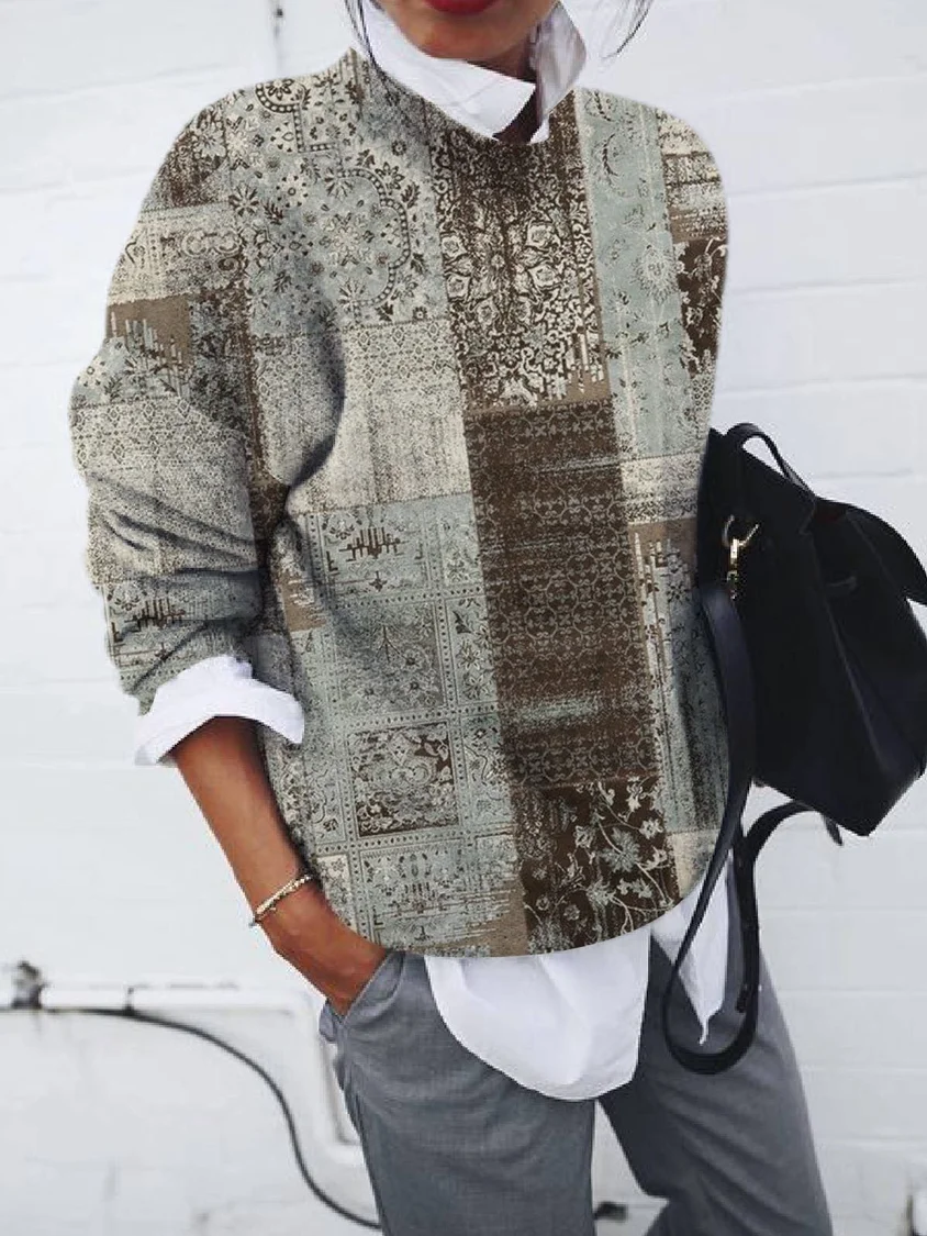 Round Neck Retro Printed Loose Fitting Long Sleeved Sweater.