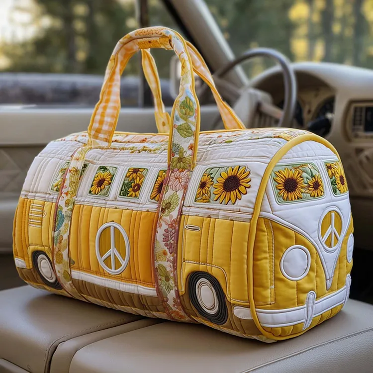 Hippie Box Quilted Daisy Travel Bag