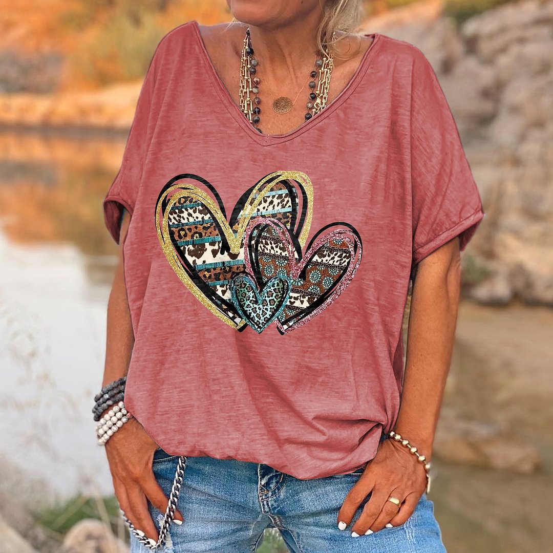 Leopard Western Heart Design Graphic Print Women's T-Shirt