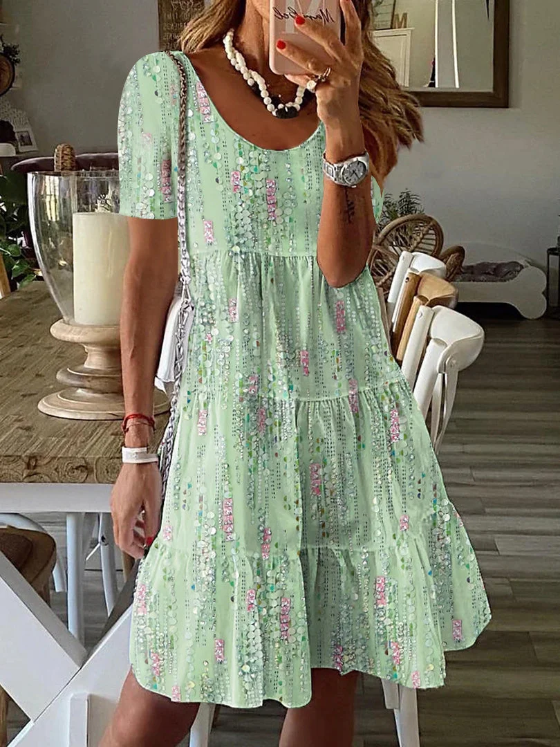 Women's Short Sleeve Scoop Neck Graphic Midi Dress