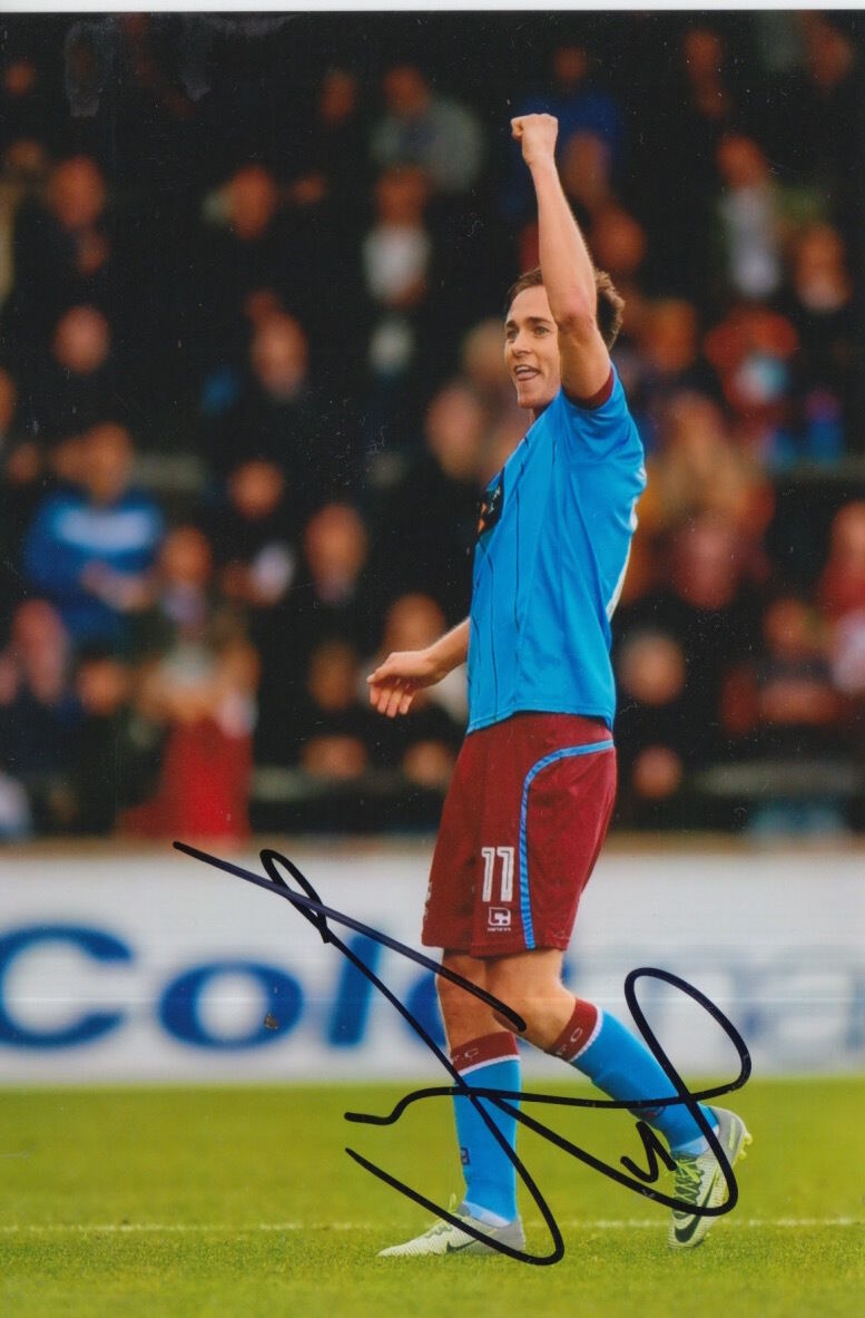 SCUNTHORPE UNITED HAND SIGNED JOSH MORRIS 6X4 Photo Poster painting 1.