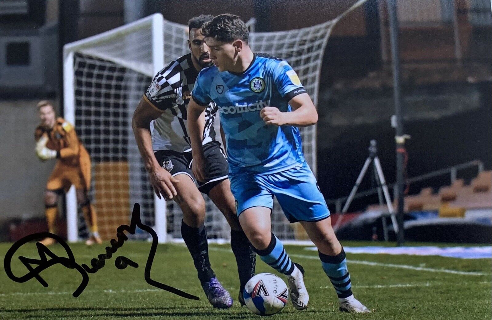 Matty Stevens Genuine Hand Signed Forest Green Rovers 6X4 Photo Poster painting 6