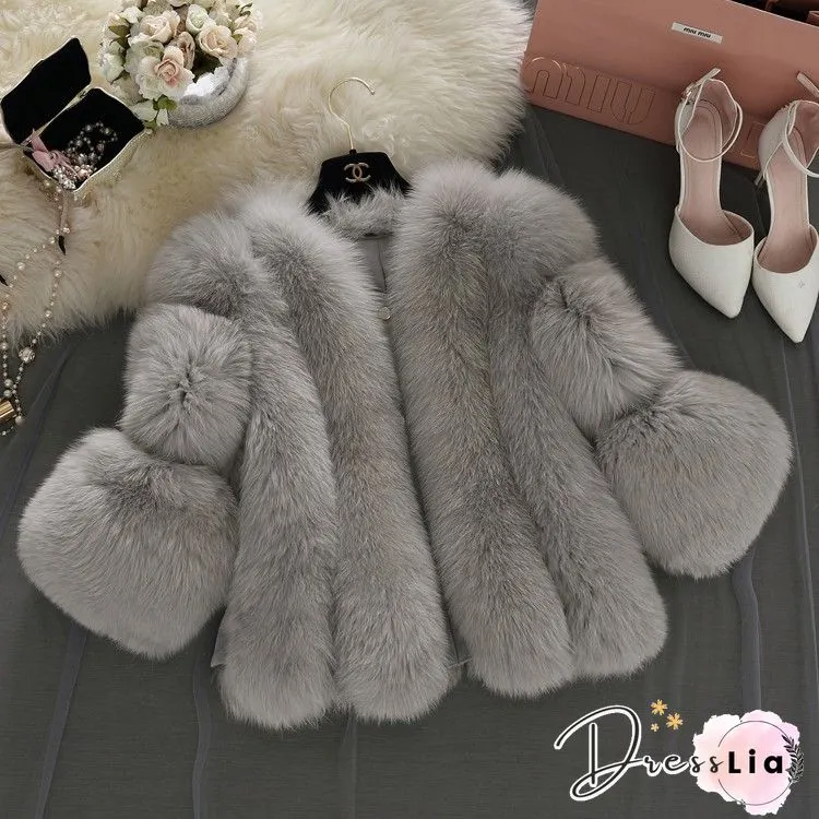 Womens Faux Fur Coat With Fox Winter Fashion New Motorcycle Style Luxury Leather Jackets