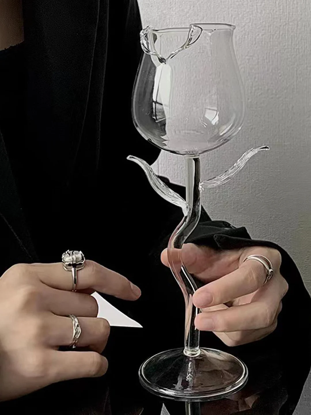 2pcs Creatively Designed Glass Rose Wine Goblet
