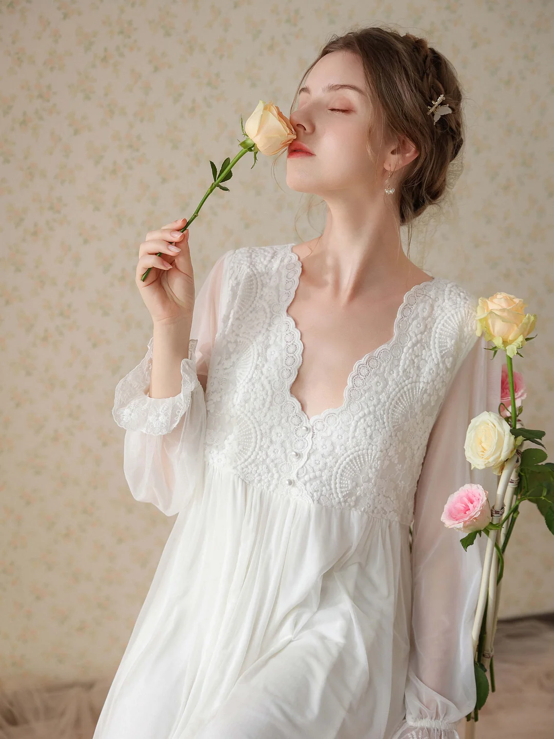 Long Dress French Retro Palace Style Embroidery One-piece Vintage Nightgown