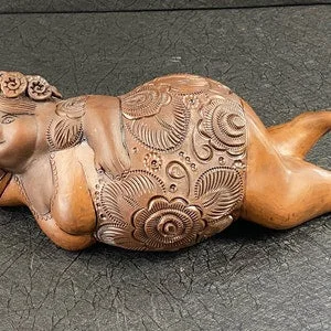 pornhint Pornhint Damaged - Zapotec Barro Negro Beautiful Fat Lady - Oaxacan Black Clay - Sexy BBW - Gordita Apron Belly - Fat Positive  BROKEN FOOT