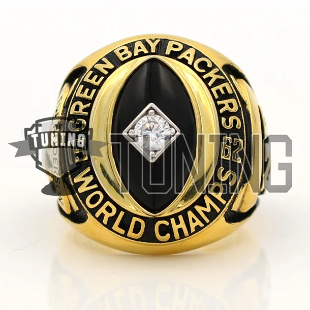 Super Bowl championship rings for Packers unveiled