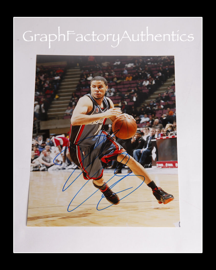 D.J. Augustin *CHARLOTTE BOBCATS* Signed 11x14 Photo Poster painting COA GFA