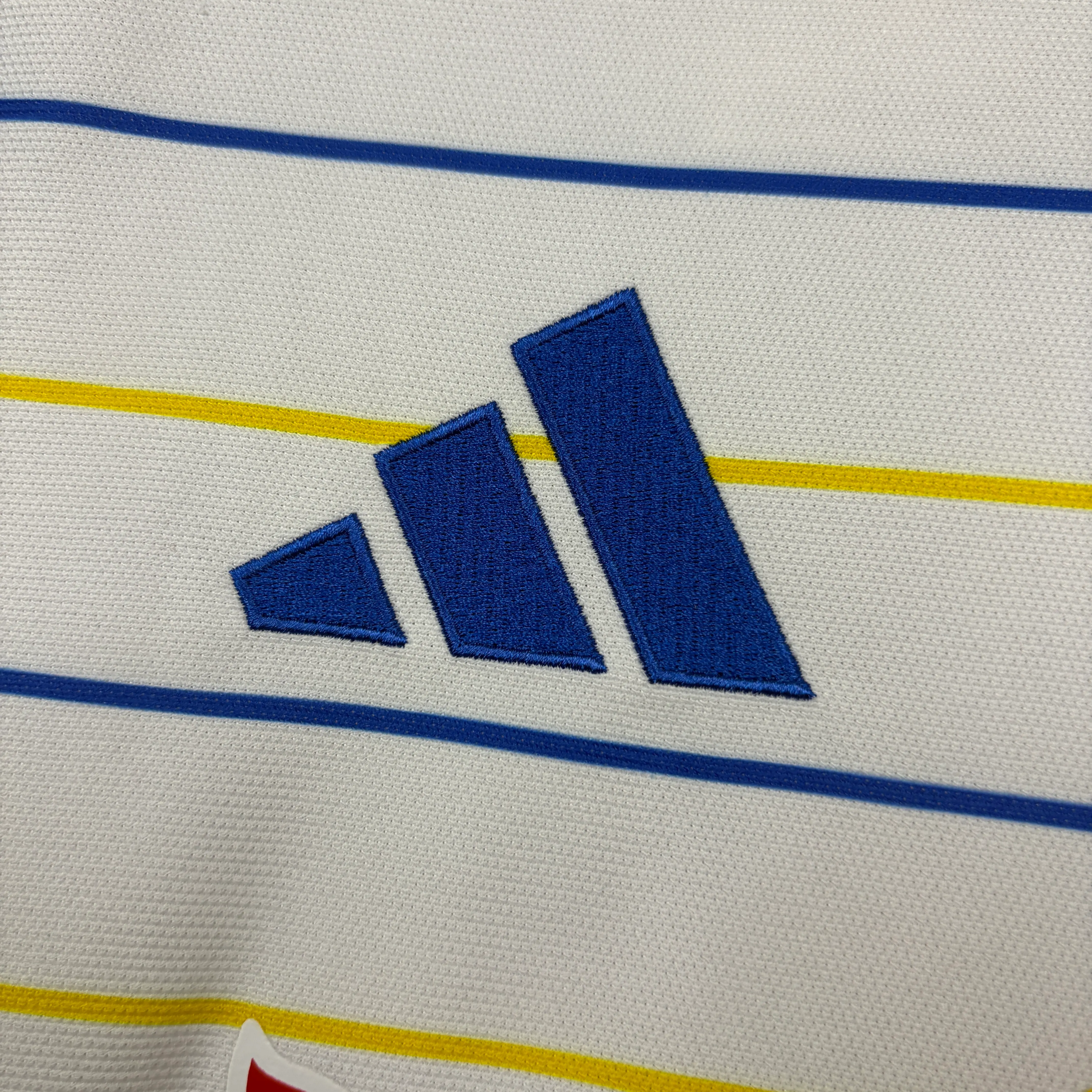 26/27 Leeds United Home Football Shirt Thai Quality