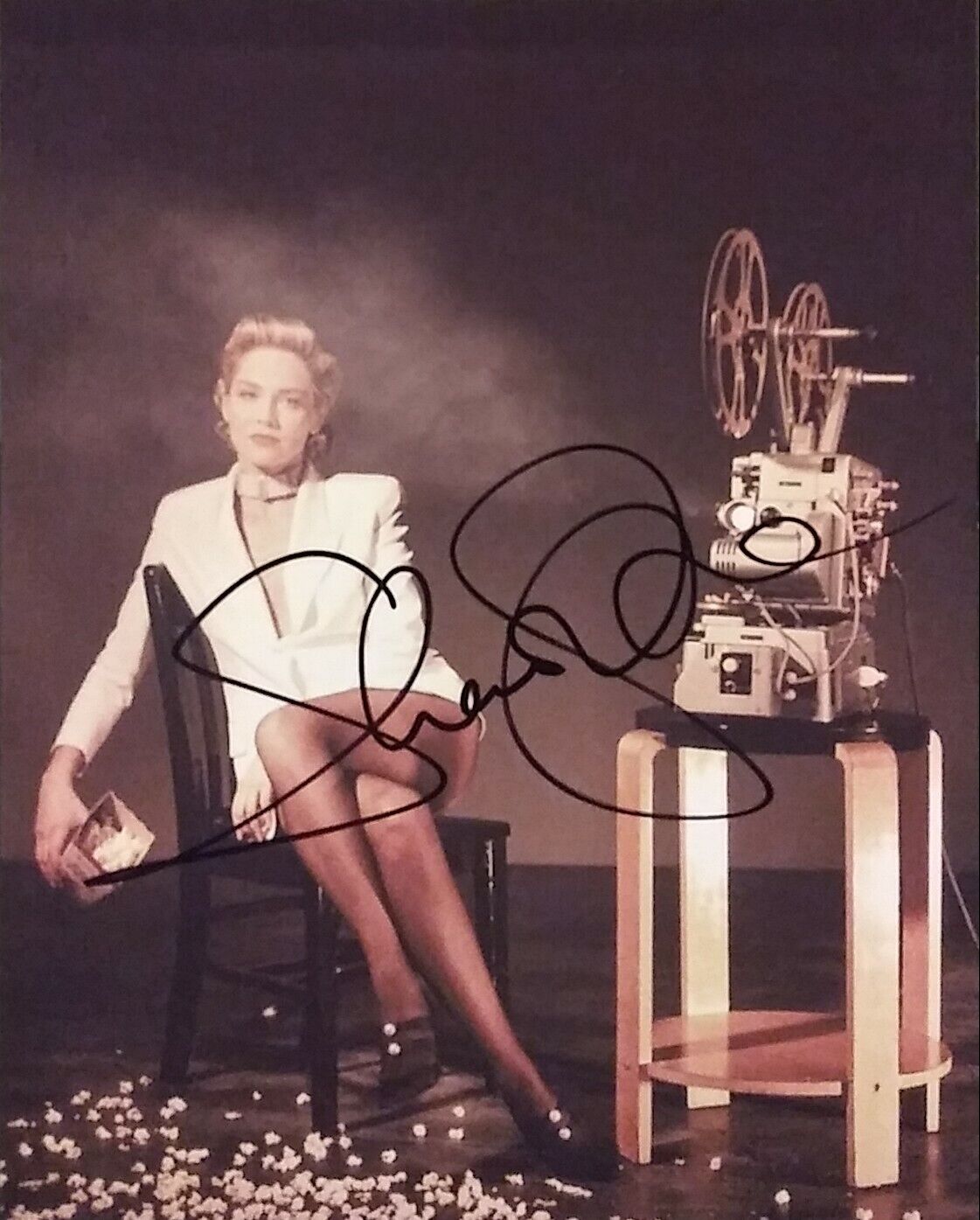 Sharon Stone signed 8 x 10