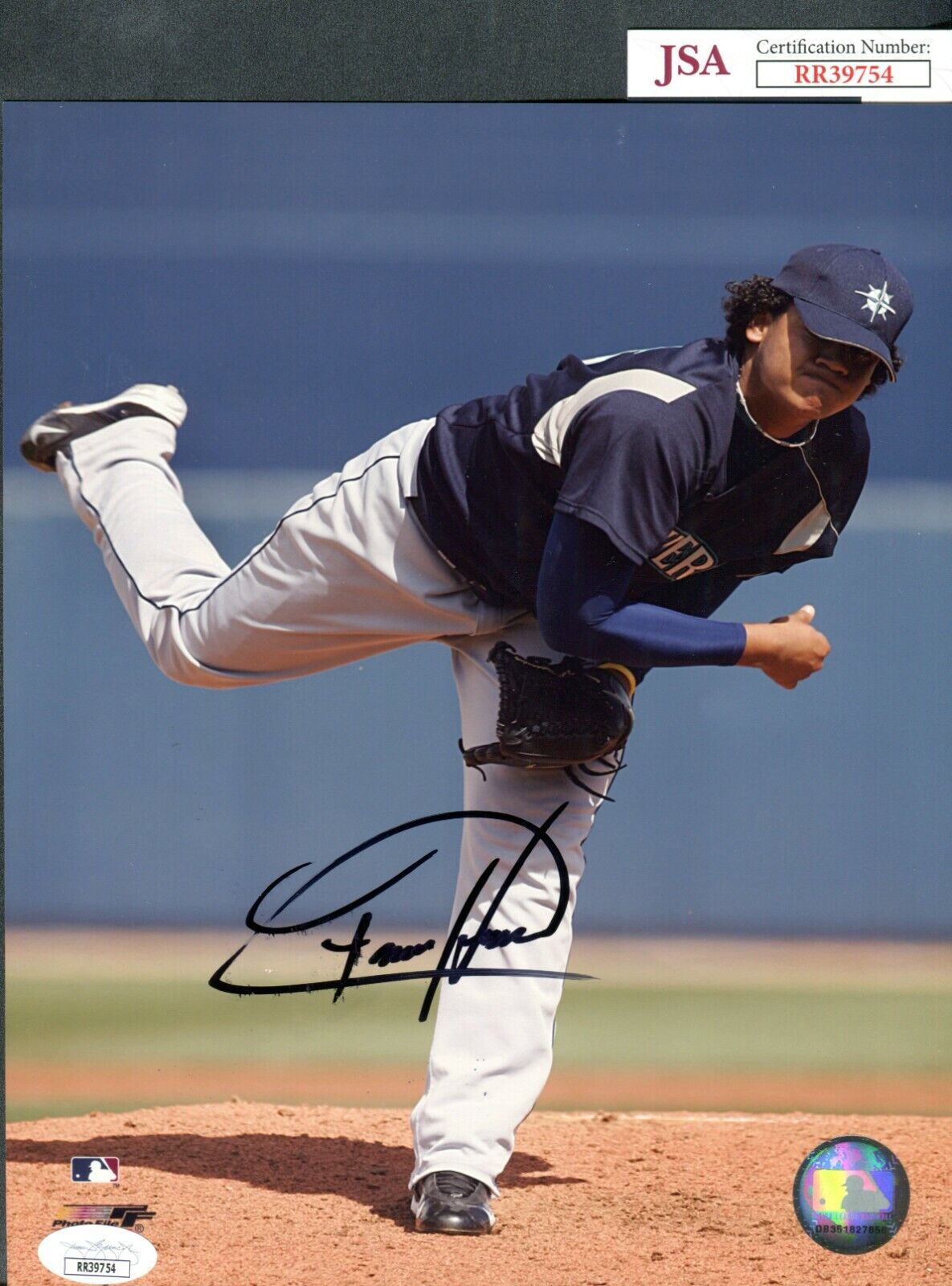 JSA Felix Hernandez Autographed Signed AUTO 8x10 Photo Poster painting Seattle Mariners TRB 768