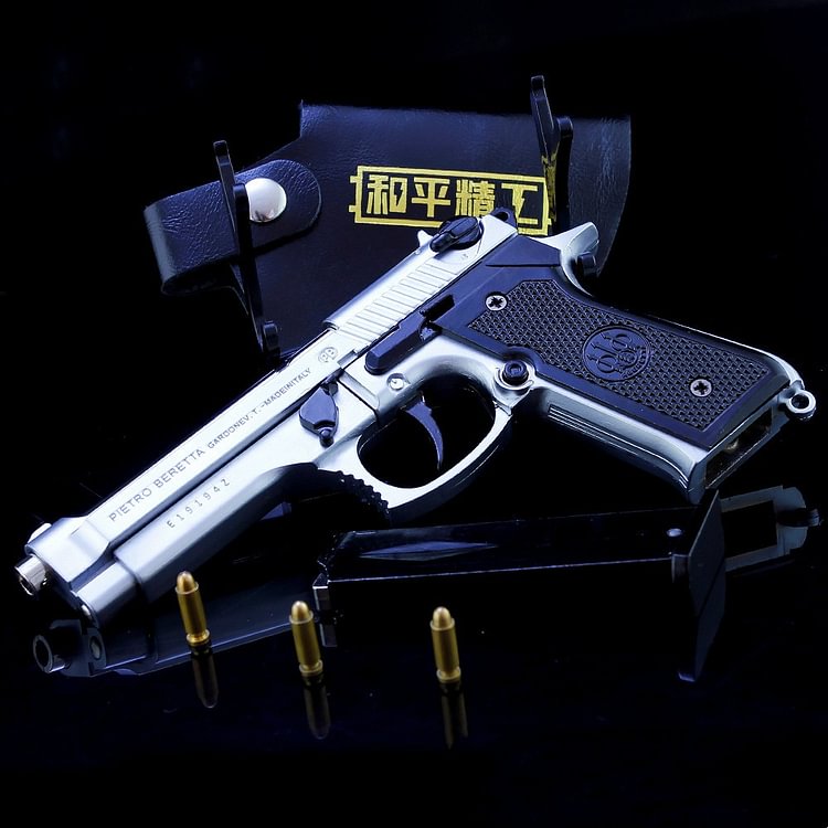 ToyTime New Arrival PUBG P92 Shell Ejection Keychain Fidget Toy Mini Alloy Pendant Collection