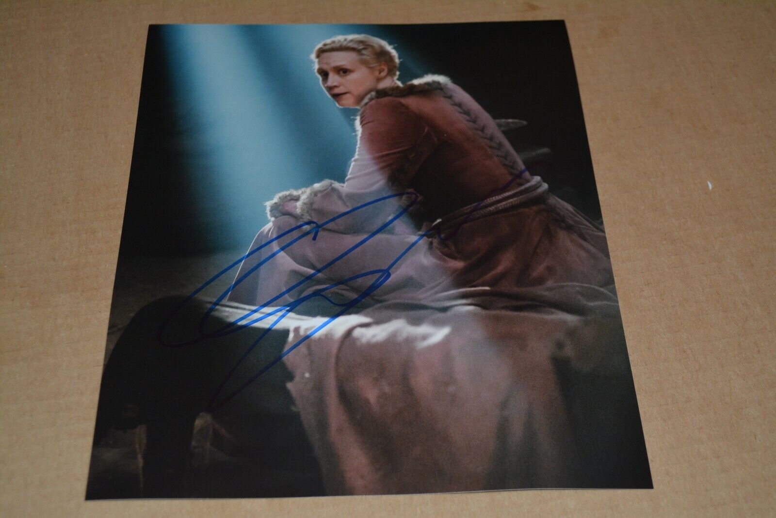 GWENDOLINE CHRISTIE signed autograph 8x10 20x25 cm In Person GAME OF THRONES